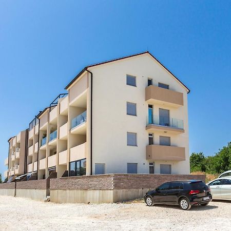 Apartment Eden Медулин Экстерьер фото